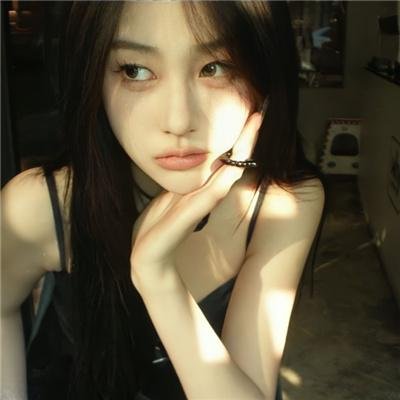 全家偷听反派心声，我负责篡改